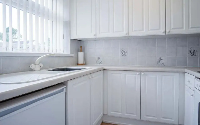 Bayview 61 - 2 Bedroom - Bayview Oxwich