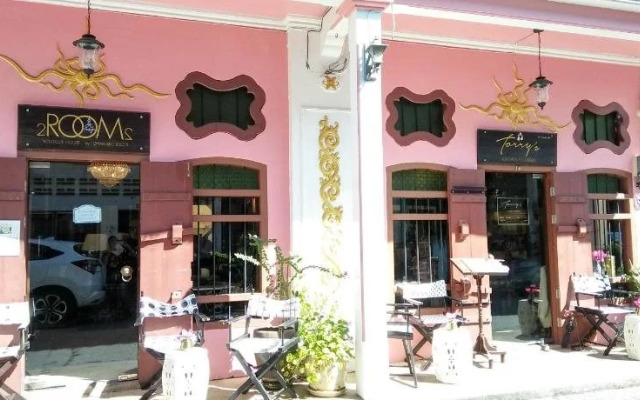 2 Rooms Boutique House
