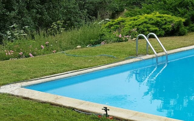 Cosy Castle in Onlay with Swimming Pool