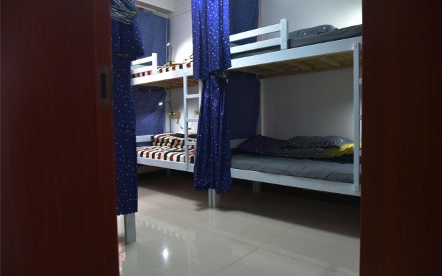 Zhangjiajie Fly Youth Hostel – Guest Rooms – Zhangjiajie