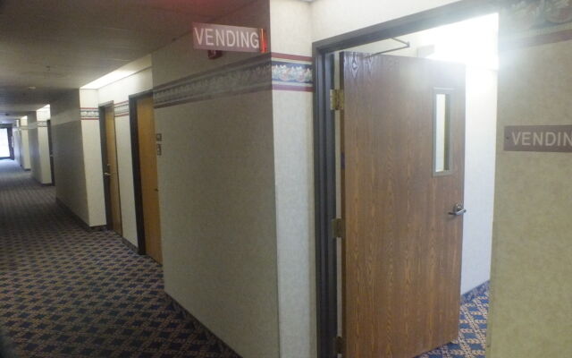 Quality Express Inn & Suites