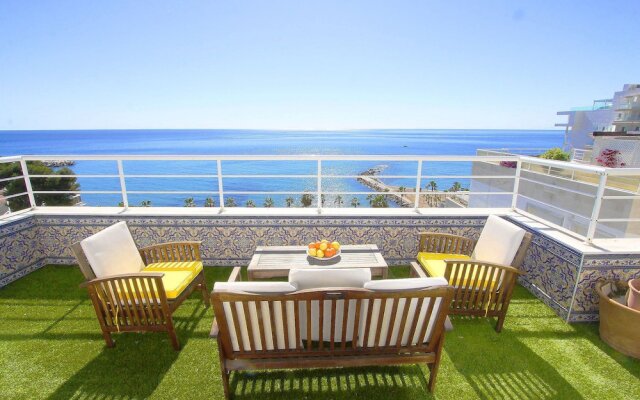 1149 Unique Beachfront Penthouse 400M2 Marbella Center