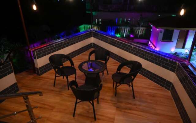 Goroomgo Bottoms Up Villa Bhubaneswar