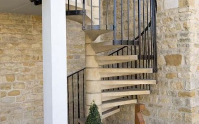 Redesdale Arms Hotel