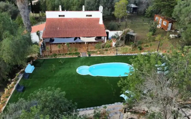 Porches Private Pool Villa 17 Guests