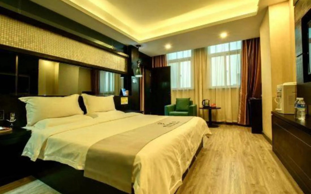 Yinzuo Hostel