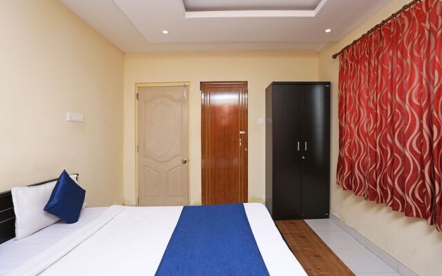 OYO 3393 Midway Inn