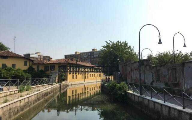 Inviting 2-bed Apartment in Milano