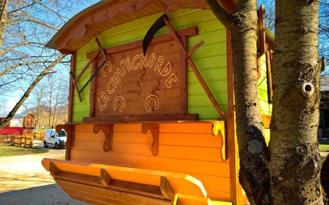 Roulottes au pied du Vercors