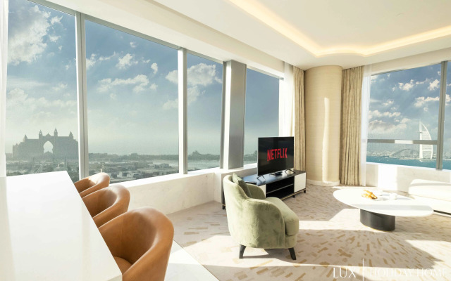 The Palm Tower - Platinium Dubai