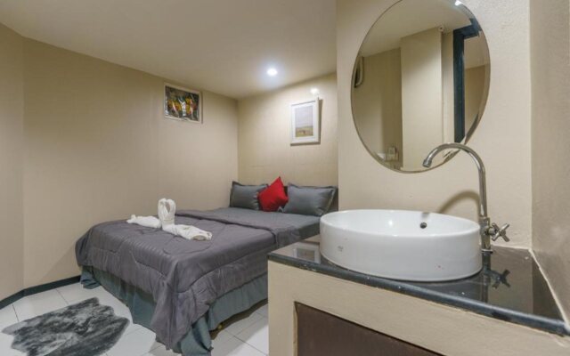 CheQinn Beds Sukhumvit 4