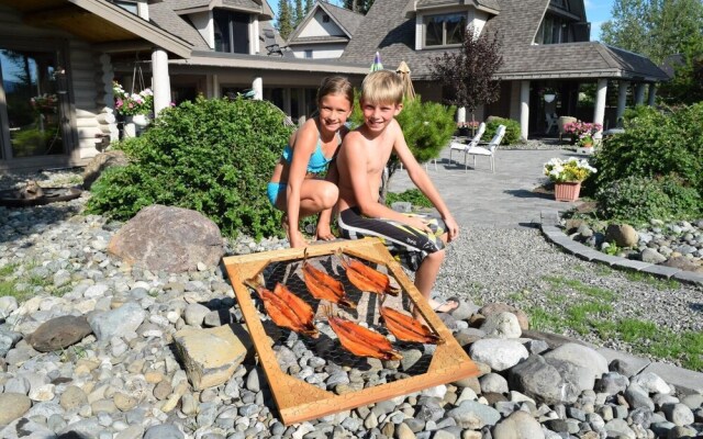 Retreat Wilderness Inn