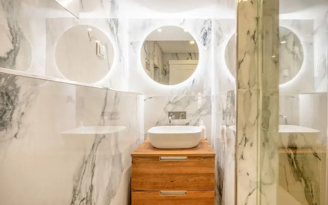 Bairro Alto Prime Studio II by Homing
