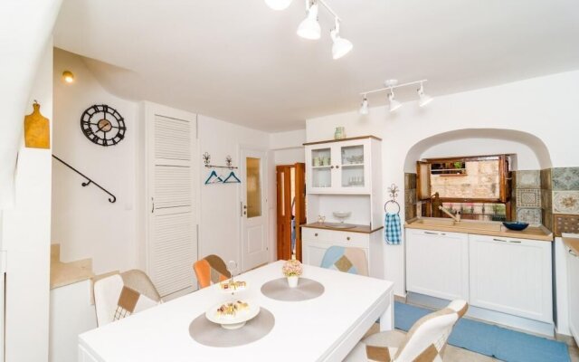 Holiday Home Tezoro Royal