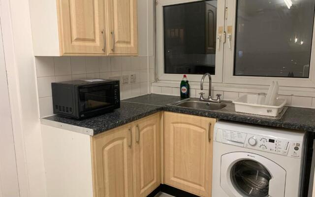 London Stratford 4 Bedrooms Apartment