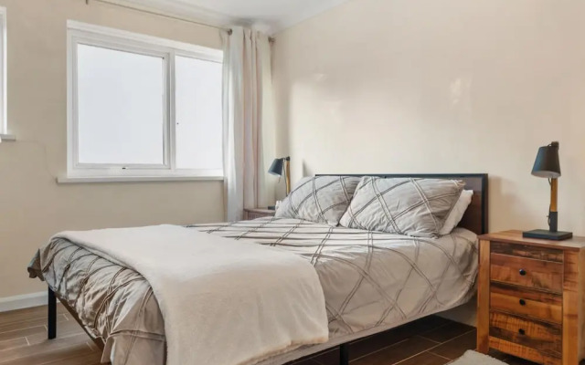 Monkstone Court - Close to Village and Beach