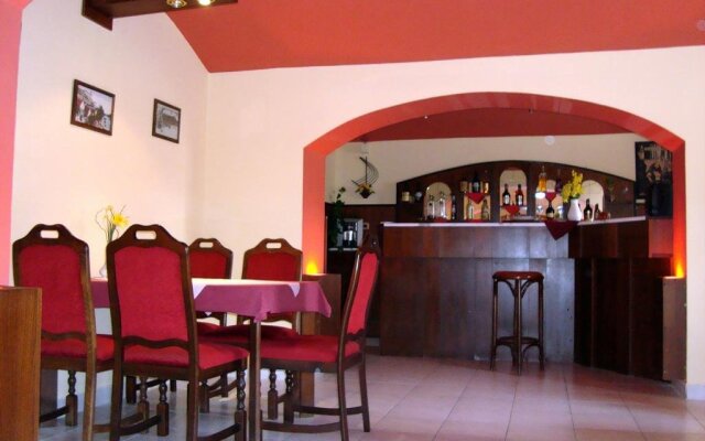 Hotel Jaro