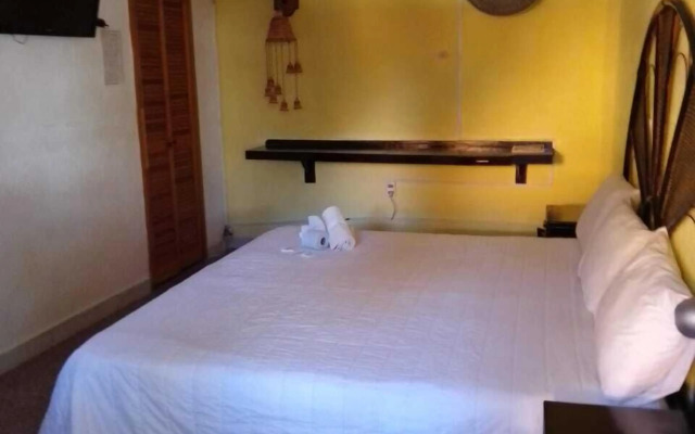 Hotel El Meson De La Luna