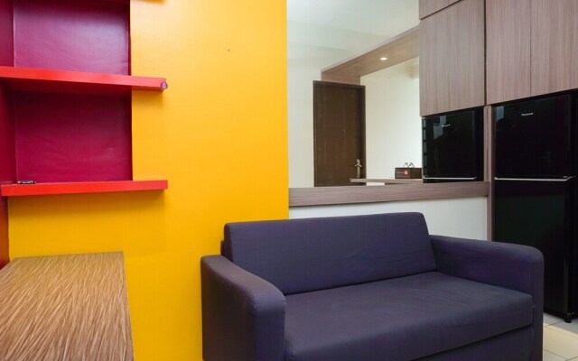 Warm and Cozy 1BR Puri Park View Apartment