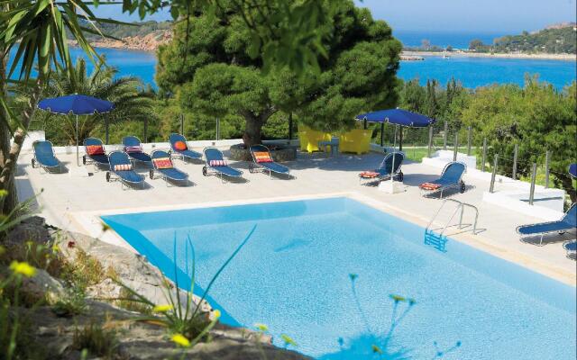 The Roc Club, A Grecotel Hotel To Live