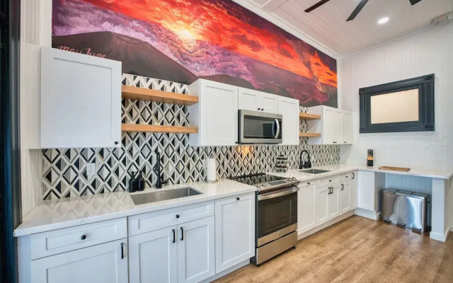 Howzit Hostels Hawaii