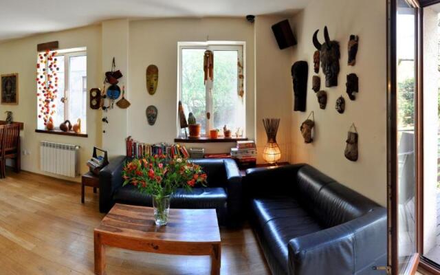 Garden House Apartments