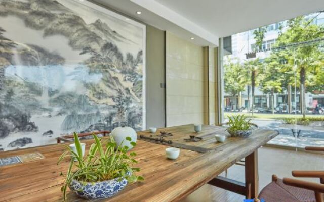 Shiji Xinghe Hotel (Huangshan Tunxi Old Street)