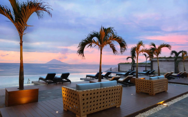 Four Points by Sheraton Manado