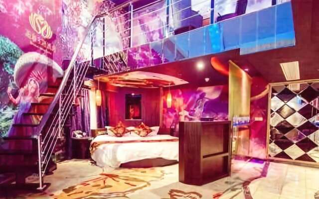 Houhai Theme Hotel