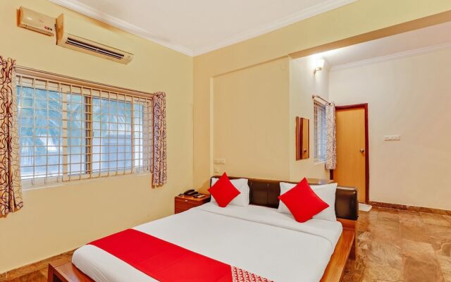 OYO 451 Goyal Residency