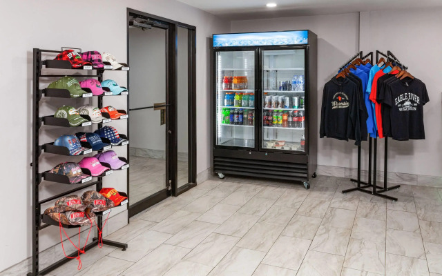 Days Inn by Wyndham Eagle River