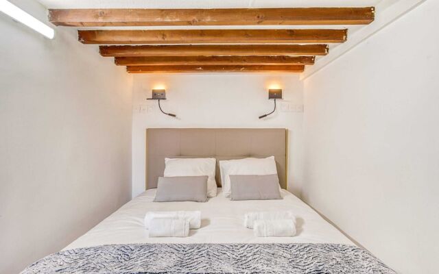 NEW - Modern 2BR Loft-style Apt - Croix-paquet