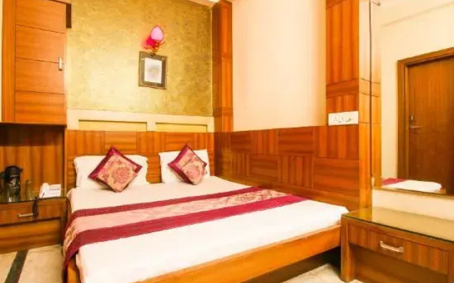 Hotel Star Paradise