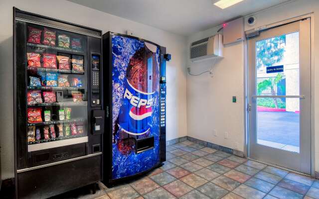 Motel 6 Chino, CA - Los Angeles Area