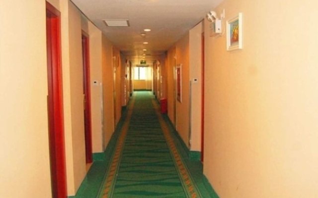 GreenTree Inn Guangdong Shenzhen Buji Long Dragon Express Hotel