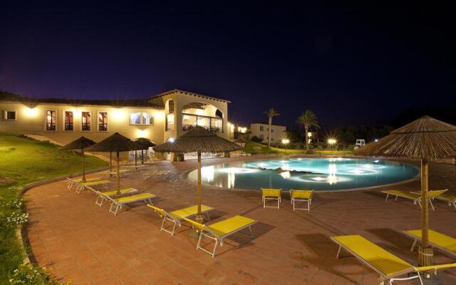 Cala Luas Resort