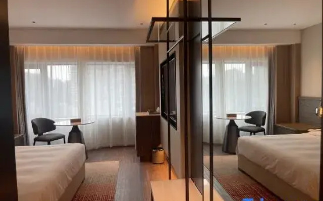 RAMADA INTERNATIONAL(Zhuhai Lovers Middle Road Riyuebei Grand Theater Branch)