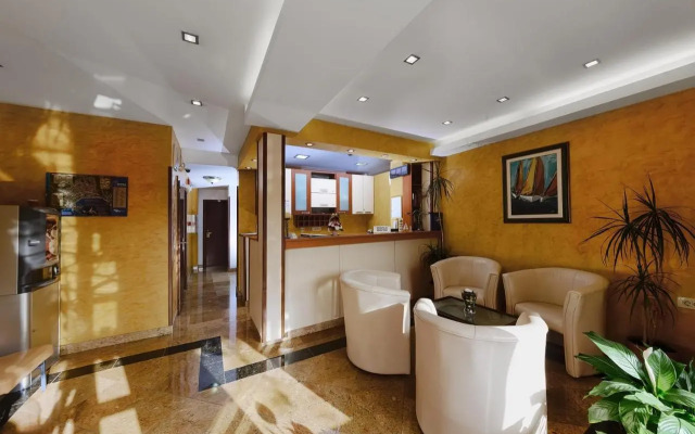Ivona Apartments