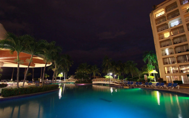 Bellamar Ocean Front Suites