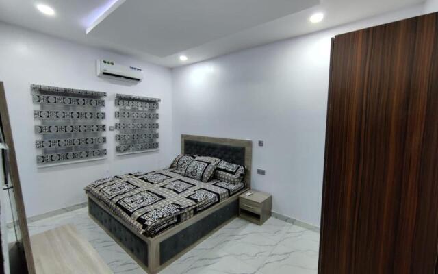 D&G Luxury Apartments Apt 2