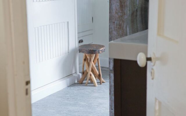 Red Mahone Bed & Breakfast