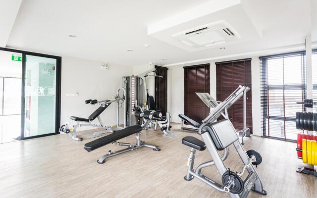 6Av 218 - Surin Beach Studio Pool And Gym