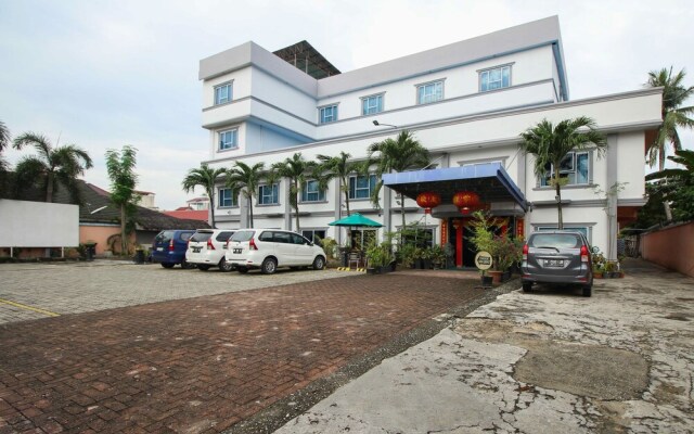 Airy Dr Sutomo 90 Pekanbaru