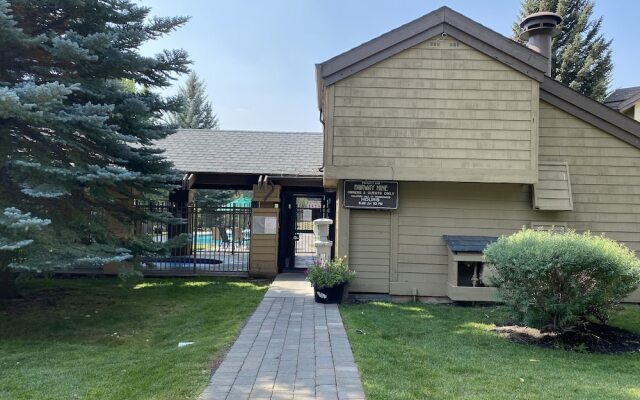 Teleidoscope Retreat