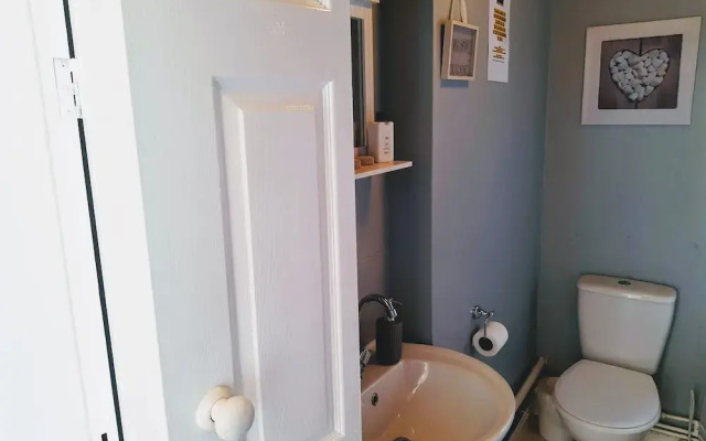 The Windsor Garden Apartment