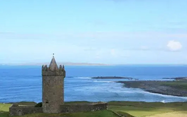 Dubhlinn House