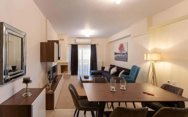 V Luxury Apartment 2