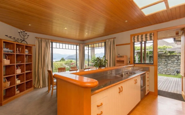 Release Wanaka - Bullock Creek Chalet