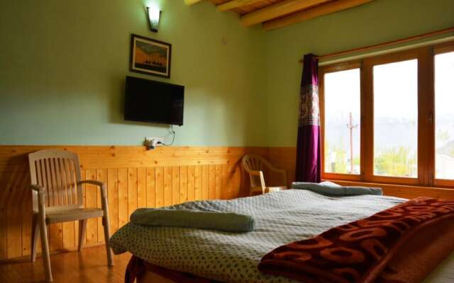 Kushu Guest House