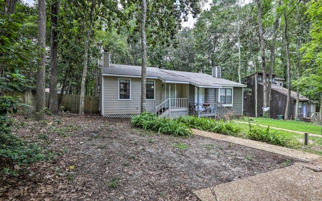 Charming Tallahassee Townhouse - 3 ½ Miles to Fsu!